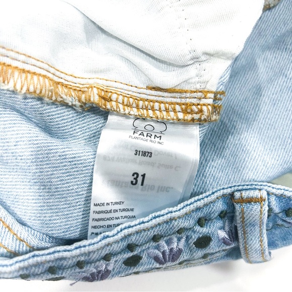 FARM RIO Summer Garden Embroidered Denim Shorts Size 31 - Picture 13 of 16